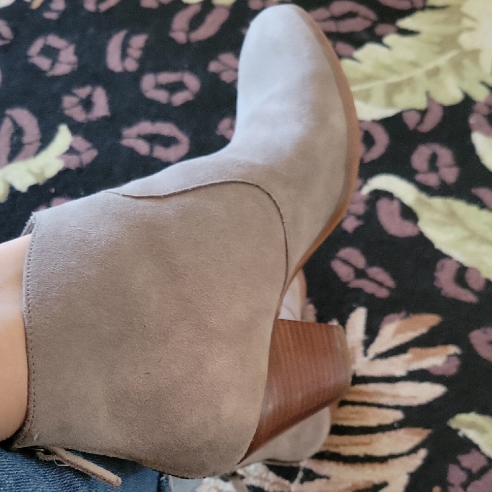 Tesori Taupe Suede Ankle Booties